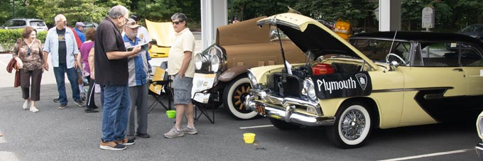 Classic cars from the Rusty Relics at a New Jersey show